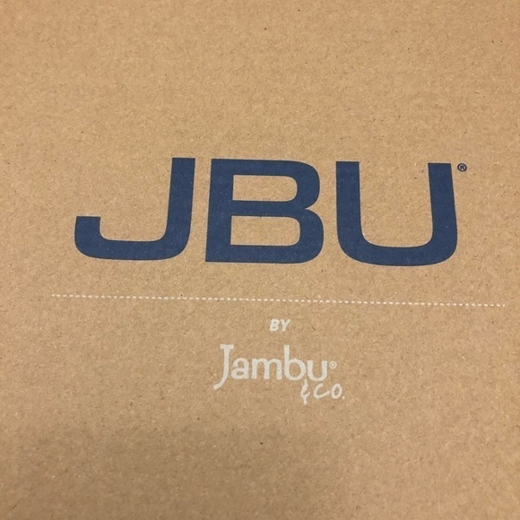 JBU Women’s waterproof shoes, Size 7, Brand new with box, perfect condition - Picture 8 of 13